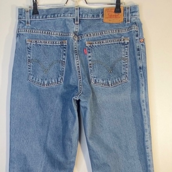 Levi’s 550 Relaxed High Rise Tapered Leg Mom Jeans Light Wash Size 16 Vintage - Picture 16 of 16